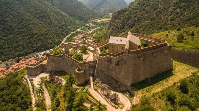 Maison Les Ramparts Villefranche-de-Conflent Exterior photo