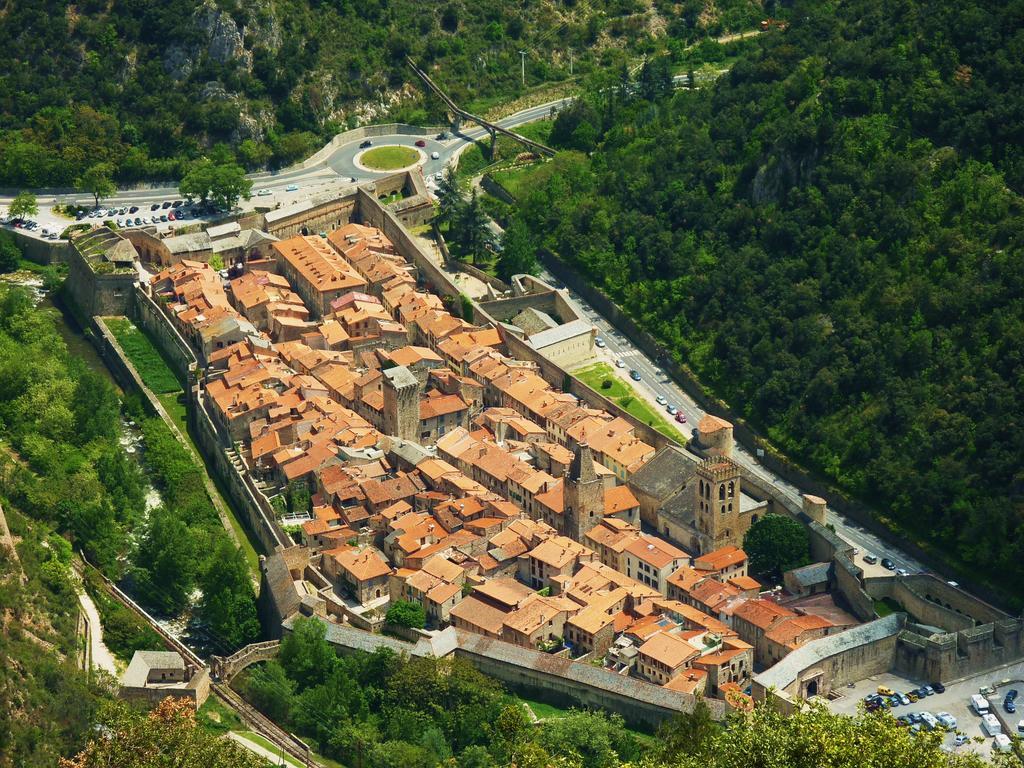 Maison Les Ramparts Villefranche-de-Conflent Exterior photo